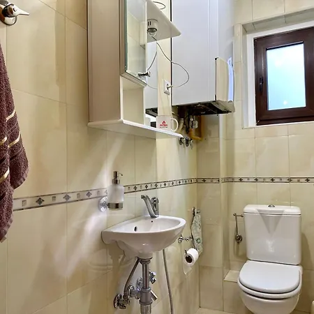 Apartment By Expert Aria Center